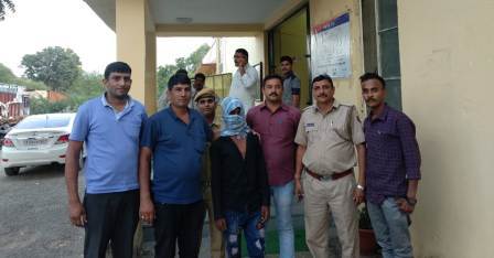 घरों में चोरियां करने वाले गिरोह का शातिर बदमाश गिरफ्तार