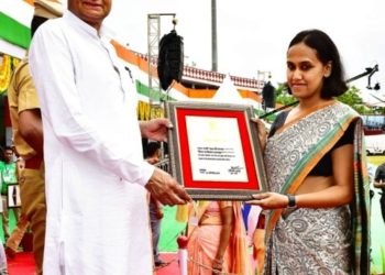 udaipur collector best collector award
