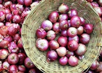 1kg onion price 200rs in madurai