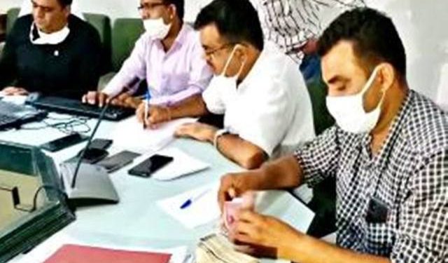 acb arrest rsrdc chief project manager taking 365000 bribe money