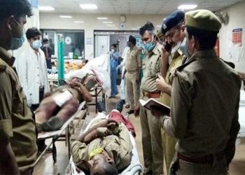 kanpur chaubepur encounter dsp or 8 police person died 2 criminals killed by police in counter firing