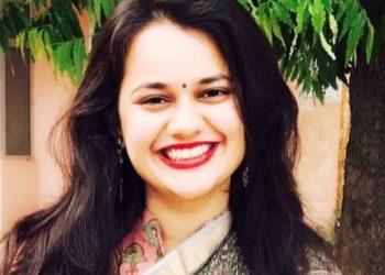 shri ganganagar jila parishad ias ceo teena dabi lodged fir against hackers of facebook id