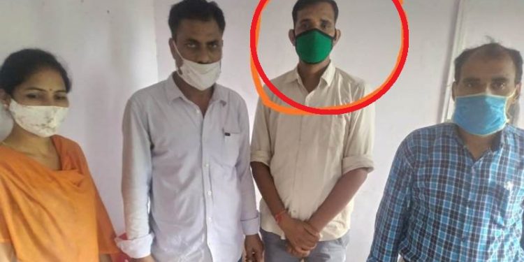 udaipur acb trap kanor patwari taking 4000 bribe money