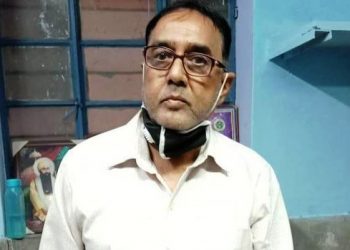 ayurved department aao trapped with 15000 bribe money in shri ganganagar