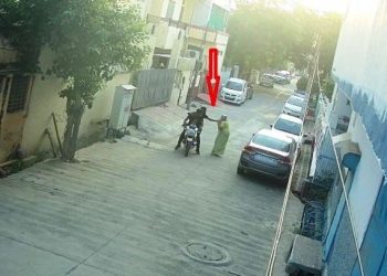 chain snaching with old lady in udaipur