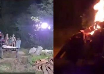 hathras gang rape victim death funeral done in mid night by police.png 2