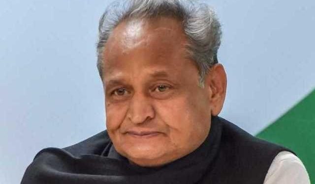 rajasthan-cm-ashok-gehlot-self-quarantine-he-will-not-meet-any-one-for-next-one-month due to corona covid19