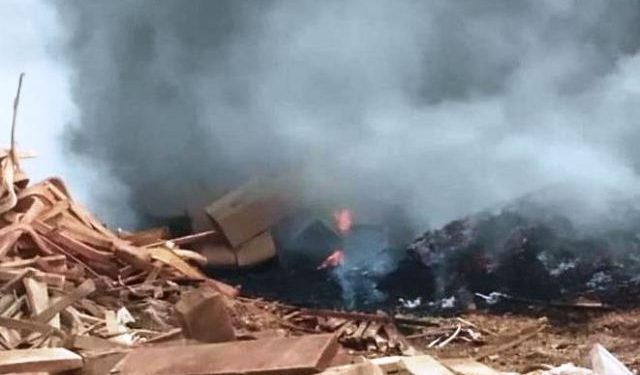 fire in handicraft factory jodhpur due to electricity short circuit