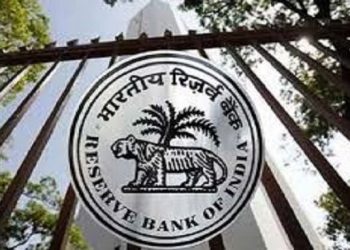 rbi imposes penalty on pnb or phone pay