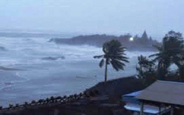 cyclone burevi hits tamil nadu kerala