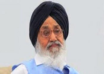 punjab former cm prakash singh badal retures padam vibhushan in protest of agriculture law