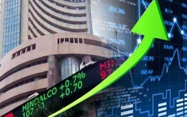 sensex crosses 49000 today share market at fresh high
