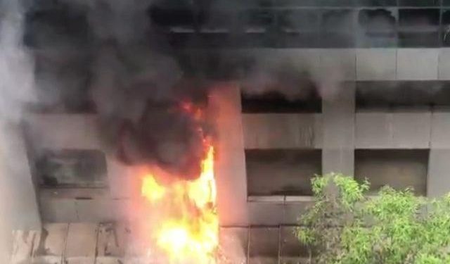 10 patients died in fire incident at sunrise hospital dreams mall in mumbai