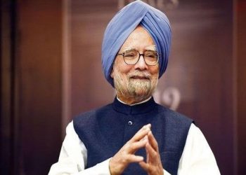 former pm manmohan singh gets covaxin in aiims