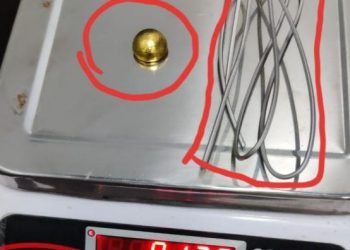 gold smuggling in paper weight at jaipur airport custom department arrest man with gold