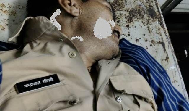 dead constable found in his car in jaipur