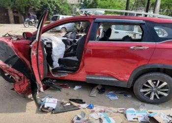 three man dies in car trailer major accident on jaipur ajmer highway late night
