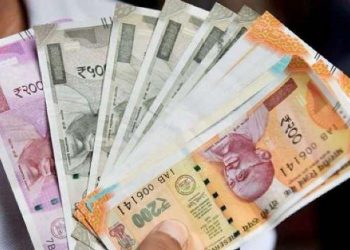 central government hikes DA 17 Percent to 28 Percent