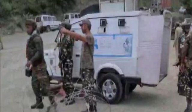 grenade attack on crpf and police force