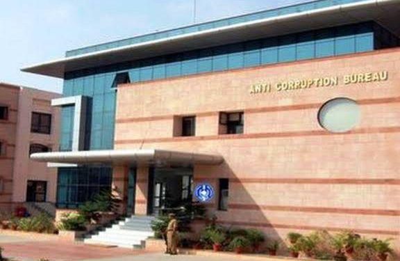 rajasthan acb raid on jda exen chittorgarh dto and jodhpur police inspector