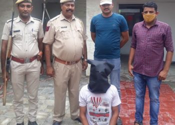 udaipur police arrests chain snacher accuse of bohra ganesh ji area chain snaching case