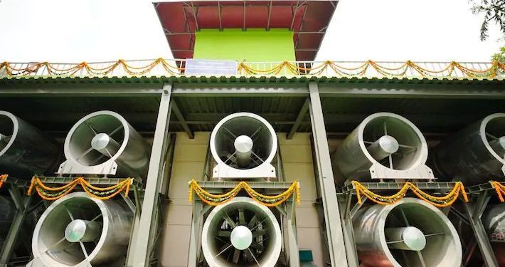 cm kejriwal inaugurates smog tower in delhi india first smog tower