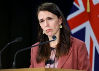 new zealand extends covid 19 lockdown