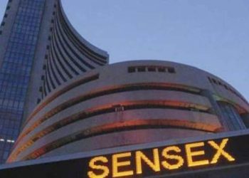 today share market sensex crosses 56800