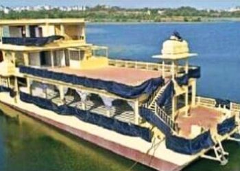 udaipur court order on cruise in pichola lake