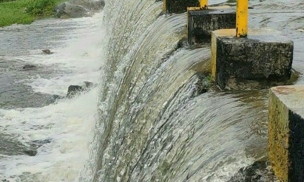 मदार बड़ा पर चादर तेज : आयड़ नदी भी चली