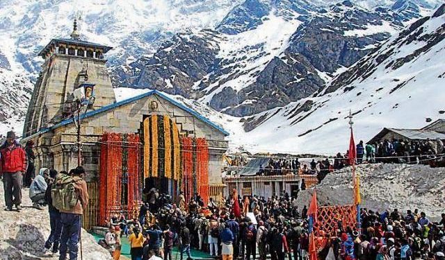 snowfall in kedarnath in october 2021