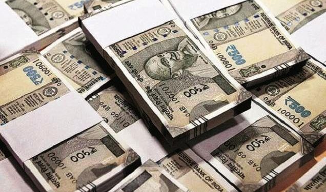 vallabhnagar by election flying team seized 10,82500 rs cash from local person