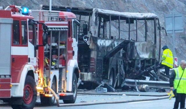 45 killed in massive fire in bus bulgaria
