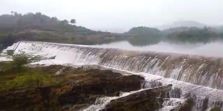 udaipur madar bada talab overflows first time in november