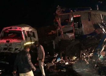 2 died 20 injured in tourist bus and truck accident in parsad udaipur ahmedabad highway