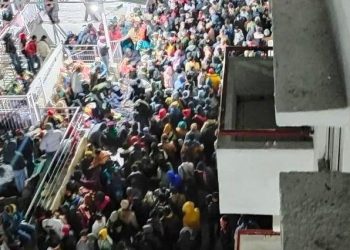 12 died in stampede at mata vaishno devi temple jammu kashmir