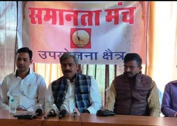 परीक्षा निरस्त होने पर बेरोजगारों को भी मिले मुआवजा