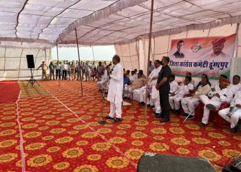 उदयपुर पहुंचे सीएम गहलोत : गुरुवार सुबह गुलाबबाग में करेंगे बर्ड पार्क का उद्धाटन