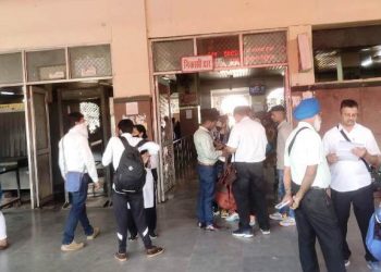 रेलवे का टिकट चेकिंग अभियान : 127260 रूपये की हुई वसूली