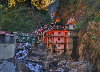 yamunotri dham yatra of first day 3 elderly pilgrims death