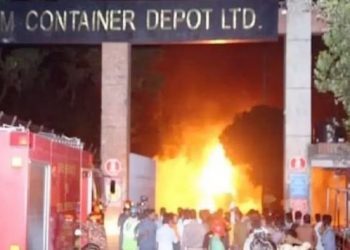 bangladesh-43-killed-450-injured-in-massive-fire-at-chemical-container-depot