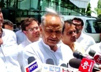 cm ashok gehlot reached udaipur congress mla badabandi and said horse trading conspiracy will not success