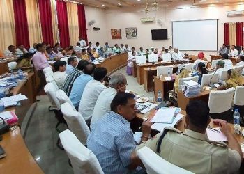 zila parishad meeting discuss flagship schemes of government