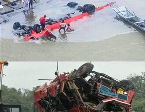 indore pune bus fall in narmada river madhya pradesh