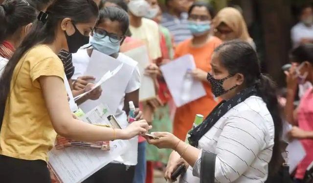 neet-exam-students-innerwear-isse-in-kollam-kerala
