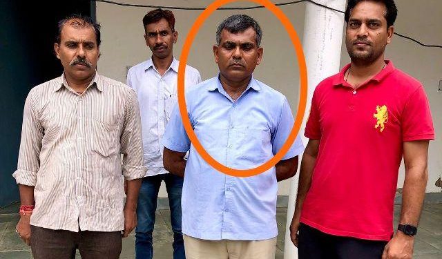 udaipur acb arrests mavli excise officer taking bribe in udaipur