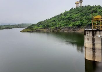 मानसी वाकल बांध ने बढ़ाई शहर के 12 वार्डों की कॉलोनियों और झाड़ोल के 22 गांवों की चिंता