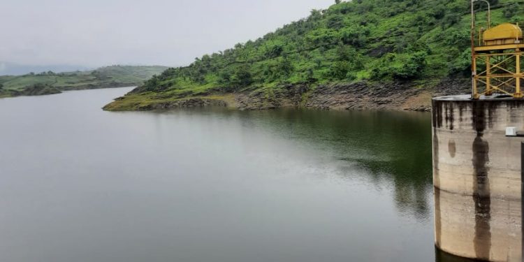 मानसी वाकल बांध ने बढ़ाई शहर के 12 वार्डों की कॉलोनियों और झाड़ोल के 22 गांवों की चिंता