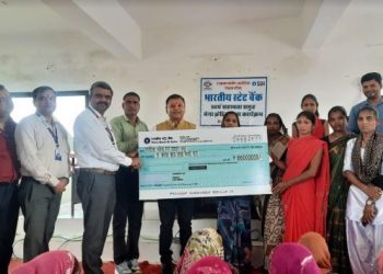 SBI provides business loan to women groups of rural areas in udaipur