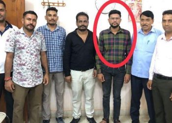 acb arrests junior assistant of primary education office dungarpur for taking bribe
